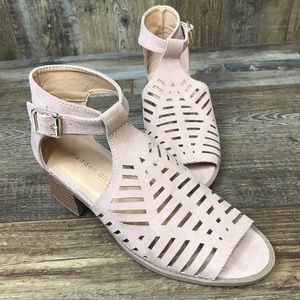 Madden Girl Open Toe Sandals Size 5